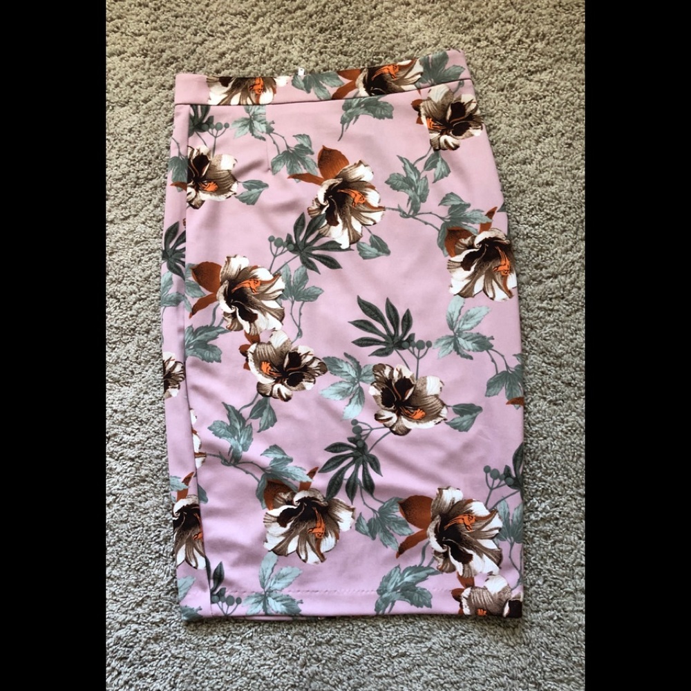 Pencil skirt, size Large
